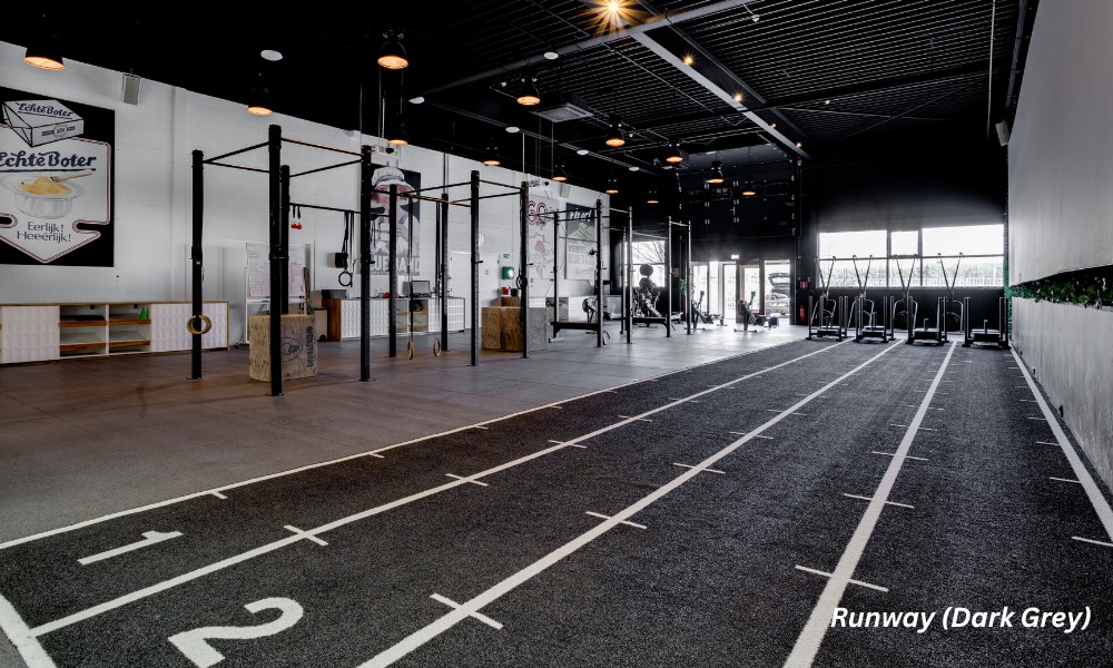 Superstrata Runway in Dark Grey