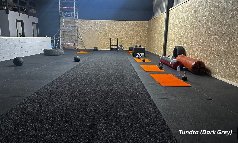 Superstrata Tundra in Dark Grey